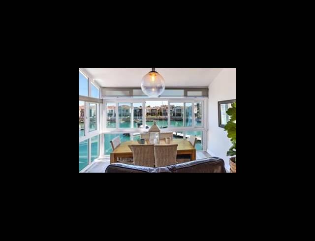 3 BEDROOM APARTMENT FOR SALE IN HARBOUR ISLAND